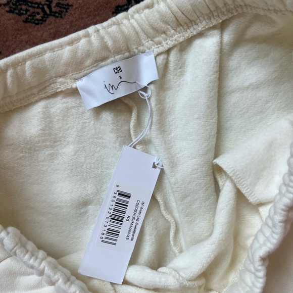 IM CSB Crop Shop Boutique Cream Wide Leg Pants - Picture 4 of 4